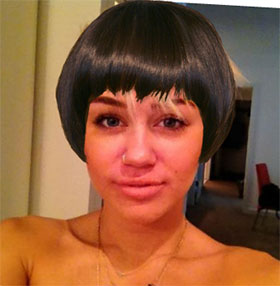 miley cyrus with naoimi campbell's hairstyle