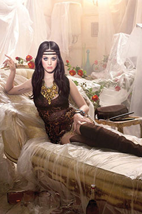 Katy Perry 70s Boho Chic